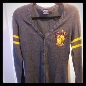 Harry Potter, Gryffindor cardigan